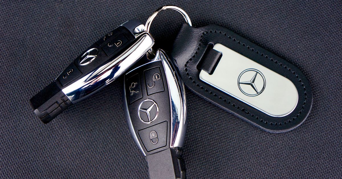 BMW car key fob — Jericho Tpke Locksmith