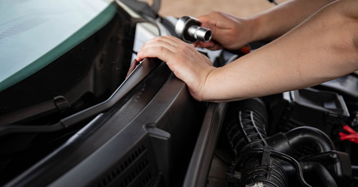 Car Lockout Service — Jericho Tpke Locksmith