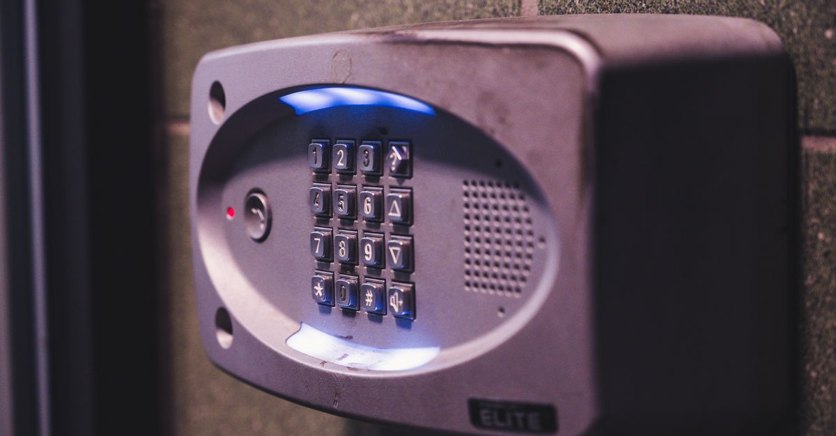 home security lock door — Jericho Tpke Locksmith