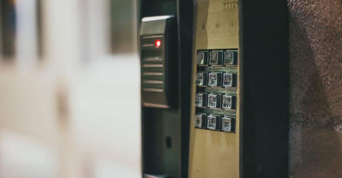 home security lock door — Jericho Tpke Locksmith